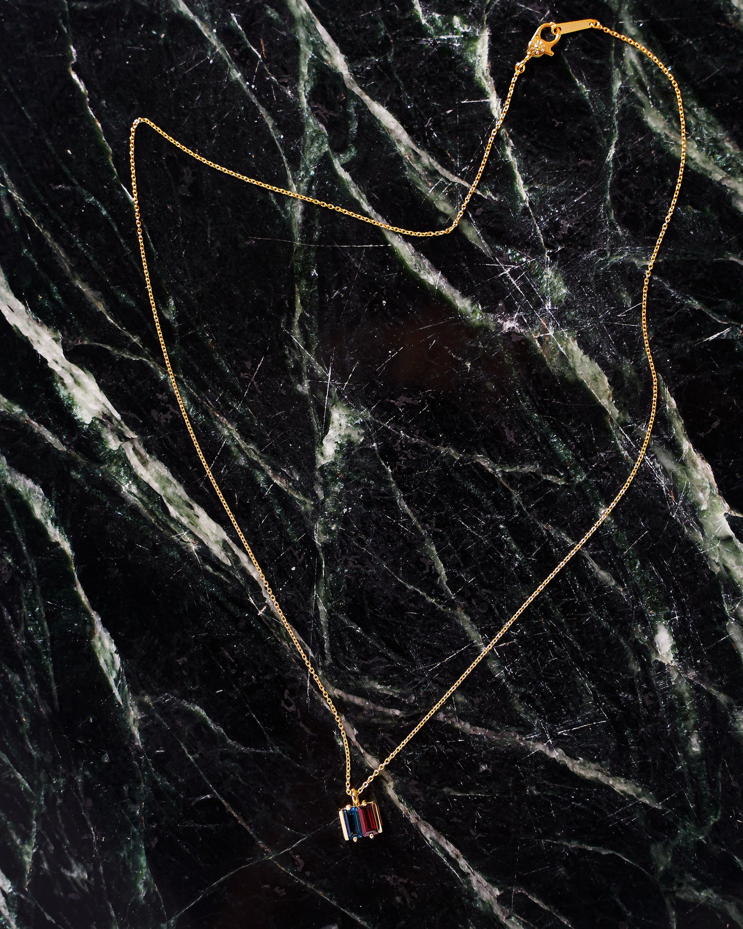 B Twin Necklace Gold