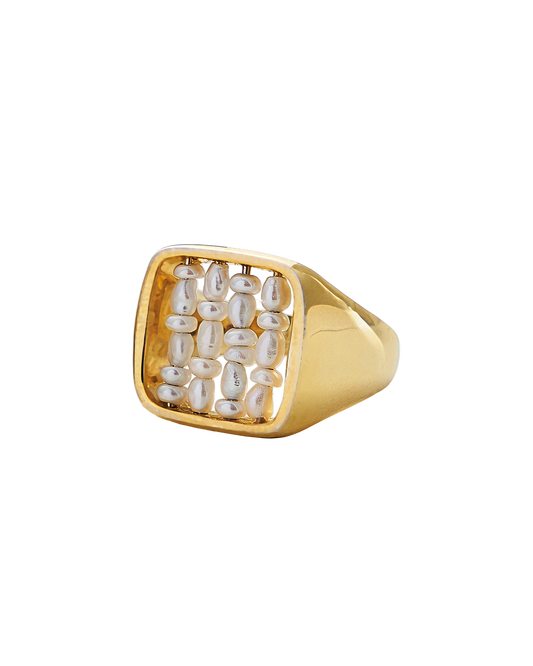 Pearl Signet Ring Gold